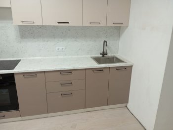 Кухонный гарнитур высокий Латте 3000 мм, Стол. 26 мм в Дегтярске - degtyarsk.mebel-e96.ru