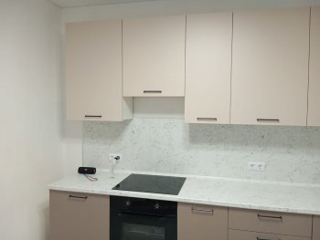 Кухонный гарнитур высокий Латте 3000 мм, Стол. 26 мм в Дегтярске - degtyarsk.mebel-e96.ru